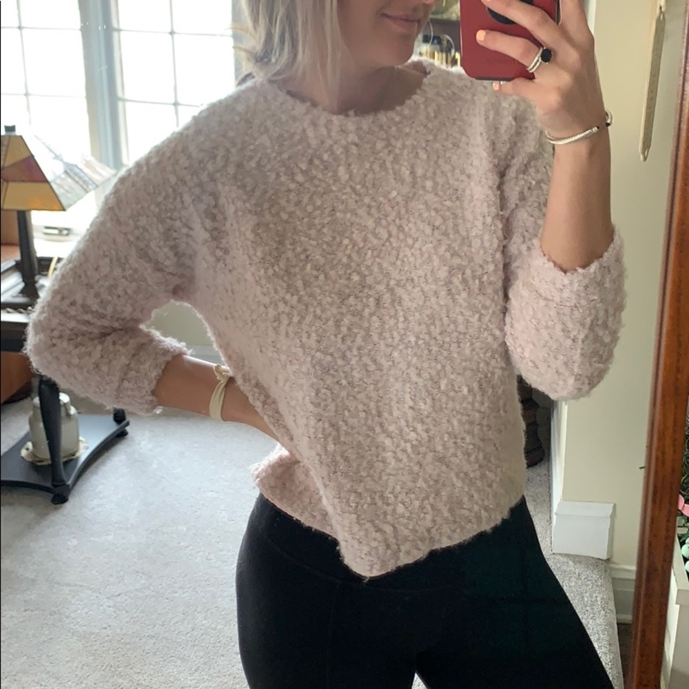 Topshop light pink fuzzy sweater size 4!